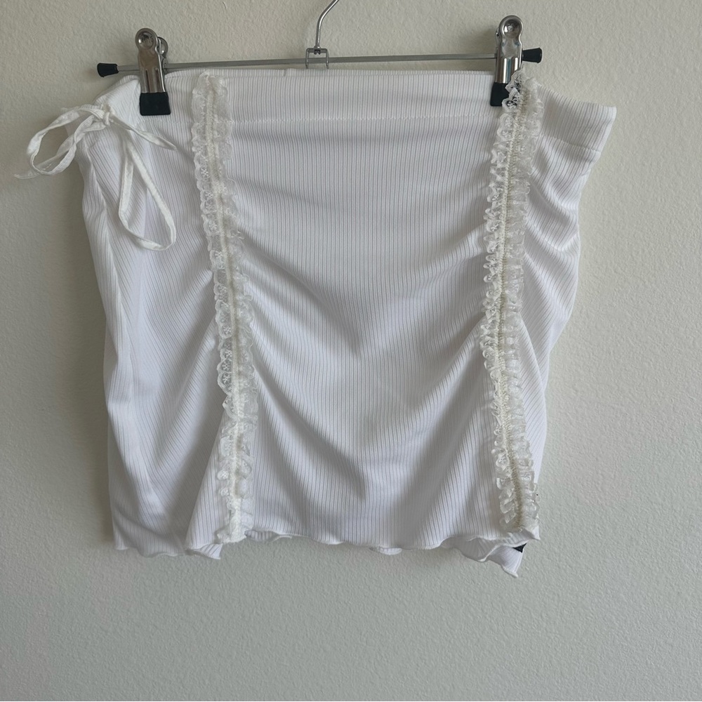 We gang young white mini skirt